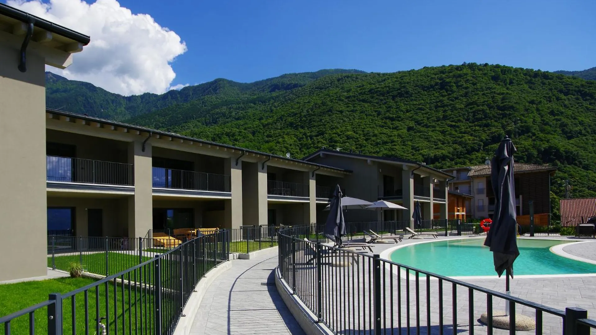 La Terrazza Sul Lago Colico Olaszország