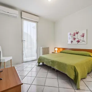 2* Apart Otel Village